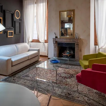 Housmart Solferino 39 Bolonia