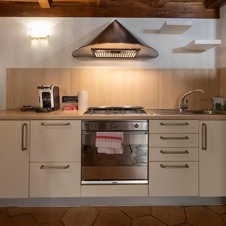 Housmart Solferino 39 *