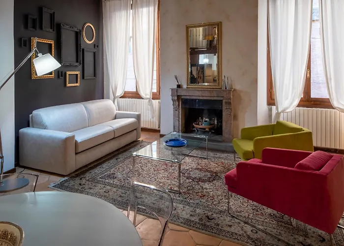 Housmart Solferino 39 بولونيا