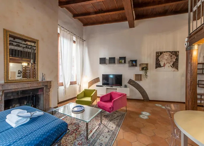 Housmart Solferino 39 بولونيا